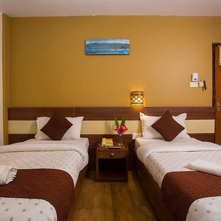 Hotel Trip Pokhara Zewnętrze zdjęcie
