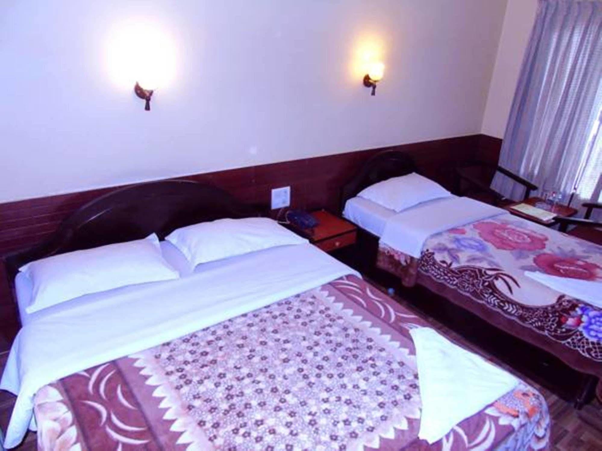 Hotel Trip Pokhara Zewnętrze zdjęcie