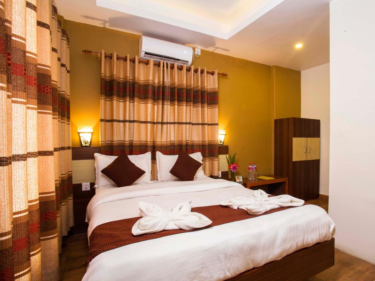 Hotel Trip Pokhara Zewnętrze zdjęcie